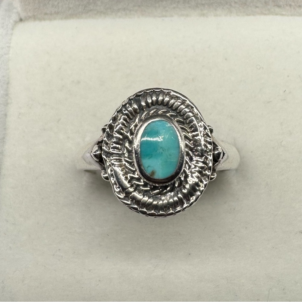 925 Sterling Silver Turquoise Oval Ring Size 7.75